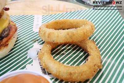 จิมส์ เบอร์เกอร์ & เบียร์