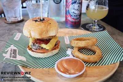 จิมส์ เบอร์เกอร์ & เบียร์