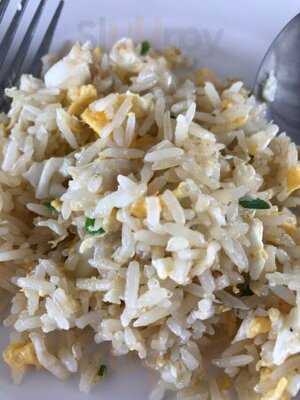 ร้านอาหาร มงคลฟาร์ม