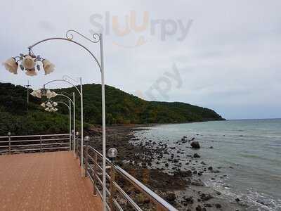 ร้านอาหาร สโมสรเรือนสักประดู่