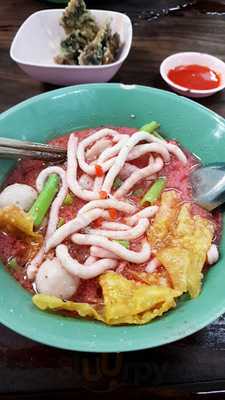 ก๋วยเตี๋ยวบ้านบึงซอย 12