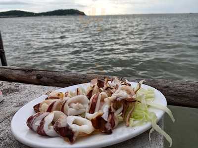 ร้านอาหาร ริมทะเลซีฟู้ด