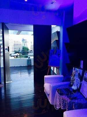 Sunset Lounge Rooftop Bar Pattaya