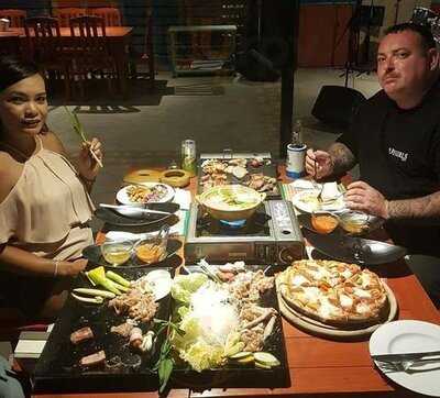 ร้านอาหารบ้านห้วยใหญ่