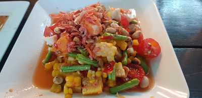 เบิกบาน