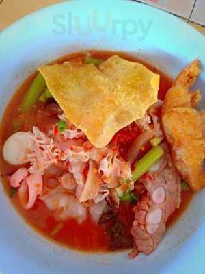 ก๋วยเตี๋ยวดู๋ดี๋ (เจ๊อุ๊)