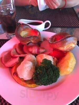 Khao Noi Sports Bar And Restaurant