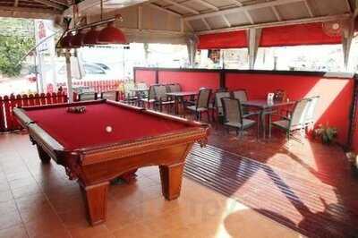 Khao Noi Sports Bar And Restaurant