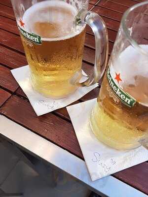 Hooters Pattaya