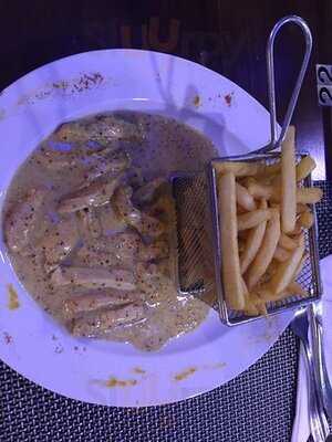 Black Pearl Beach Bar