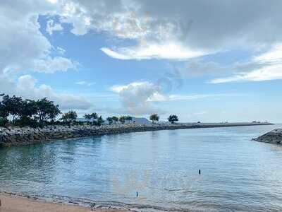 ร้านอาหาร จ้อยรสดีซีฟู้ด