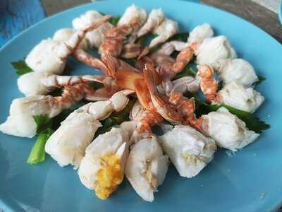 ร้านอาหาร จ้อยรสดีซีฟู้ด