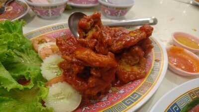 ภัตตาคารกิ่งเพชร