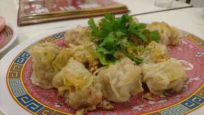 ภัตตาคารกิ่งเพชร