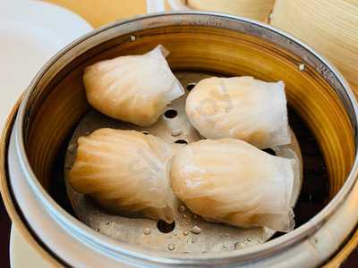 ห้องอาหารเดอะเบย์ อินเตอร์เนชั่นแนล สกิวเวอร์ส