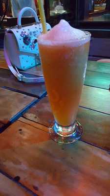 ร้านอาหาร สายธาร