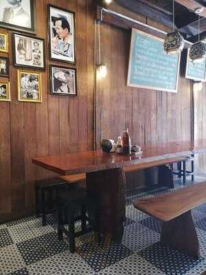 ร้านอาหาร เป็ดย่างเม้งกี่