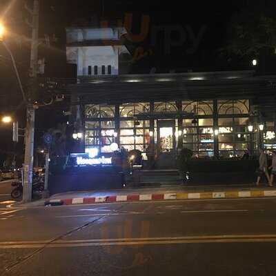 ร้านอาหาร เลเฟรม พัทยา