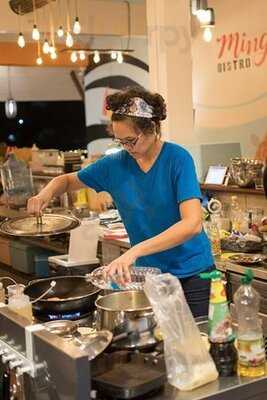 Ming’s Bistro