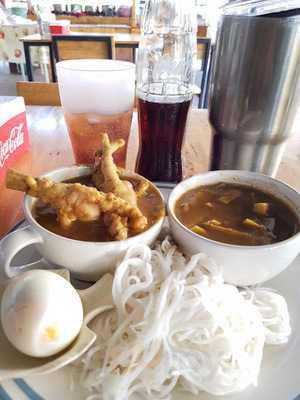 ร้านอาหาร บ้านสวนระเบียงบัว