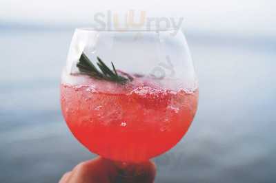 สามมุกคาเฟ่ บาย จีรัง