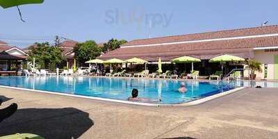 La Piscine Swimming Pool Bar & Restaurant