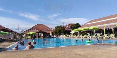 La Piscine Swimming Pool Bar & Restaurant