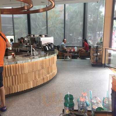 Starbucks-central Festival Pattaya Beach
