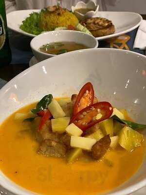 เยส วีแกน พัทยา