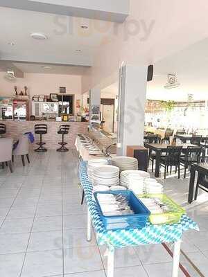 Samis International Restaurant