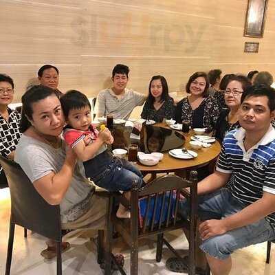 ร้านอาหารแสงฟ้า