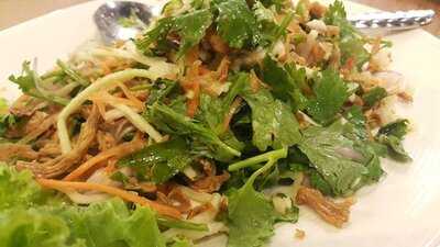 ร้านอาหารแสงฟ้า