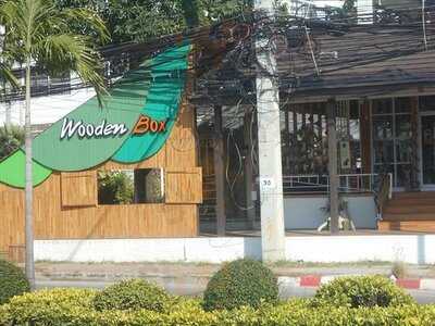 เดอะ วูดเดน บ็อกซ์ พัทยา