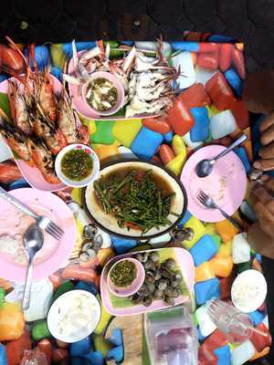 ร้าน ตู่ บาร์