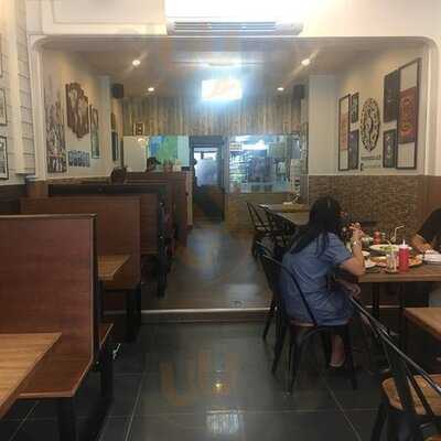 นิวยอร์ก พิซซ่า เฮ้าส์