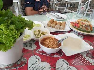 วีที แหนมเนือง