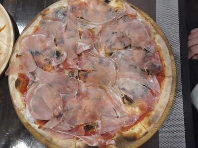 S.p.q.r. Italian Restaurant