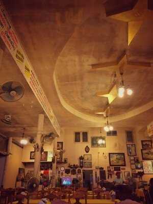 Somsakdi's Resturant