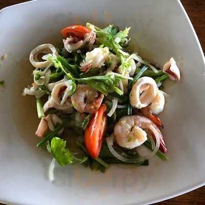 ร้านอาหาร สลักเพชรซีฟู้ด