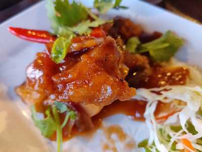 ร้านอาหาร เจ๊อิ๋วซีฟู้ด