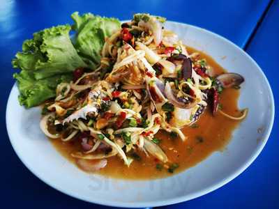 ร้านอาหาร เจ๊อิ๋วซีฟู้ด