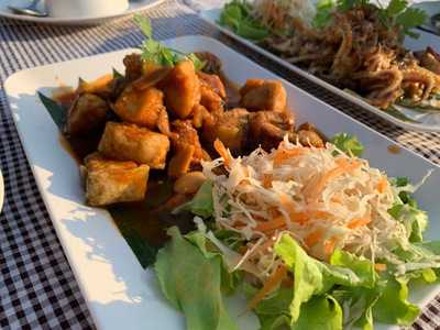 ร้านอาหาร เจ๊อิ๋วซีฟู้ด