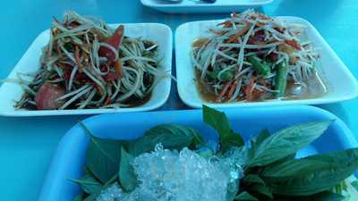 ส้มตำปูม้าป้าประไพ