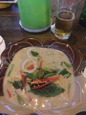 ร้านกระเต็นซีฟู๊ต สาขา 3  (ป้าหย๋อย)