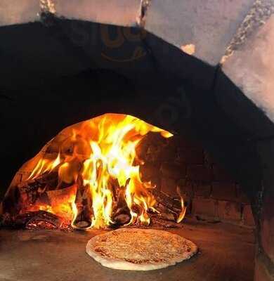 Beni’s Food Pattaya Tai