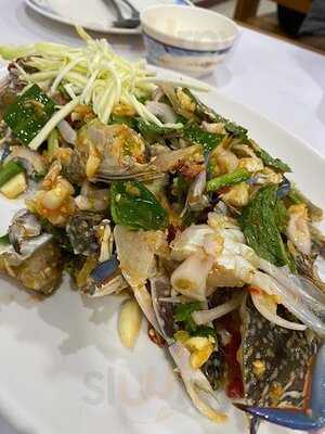 ร้านปัญญา จอมเทียน