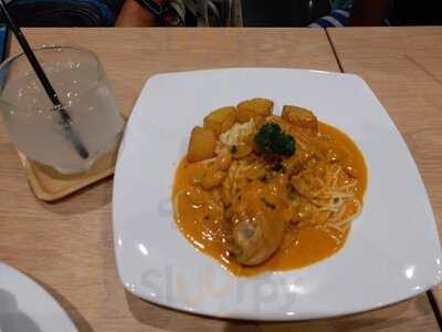 Cafe 35 - Central Marina