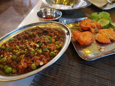 Yakitori & Kebabjee Indian Restaurant