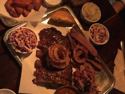 Smokin Pug American Bbq