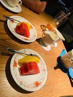 The Oasis - All Day Dining